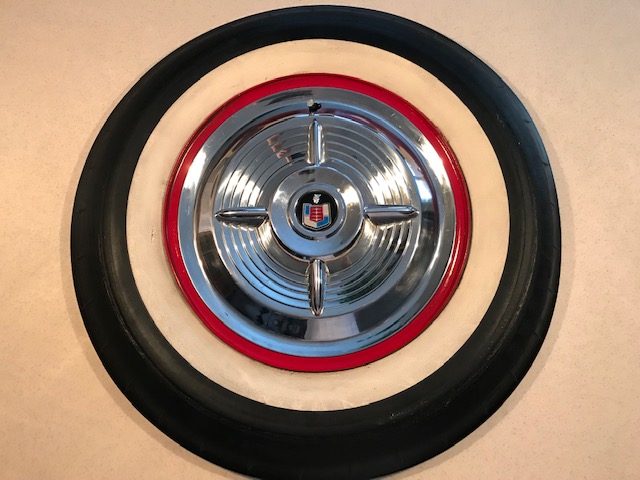 Car tire hubcap deals